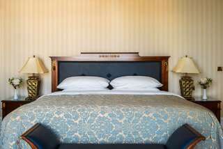 Отель InterContinental - Kyiv Киев Представительский клубный номер с кроватью размера «king-size»-5