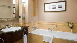 Отель InterContinental - Kyiv Киев Классический двухместный номер с 1 кроватью или 2 отдельными кроватями-20